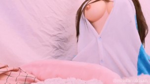 Japan fledgling teenage All girl humping cushion before school. Big tits cushion orgasm doll bod Pink