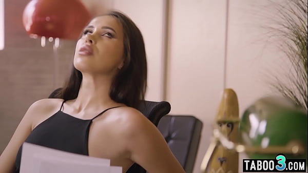 Talented anal lover babe Alyssa Bounty triggering her boyfriends big dick